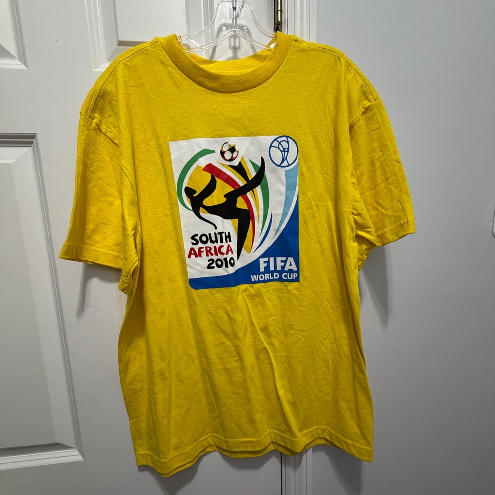 Adidas Yellow FIFA South African 2010 world Cup Tee size m